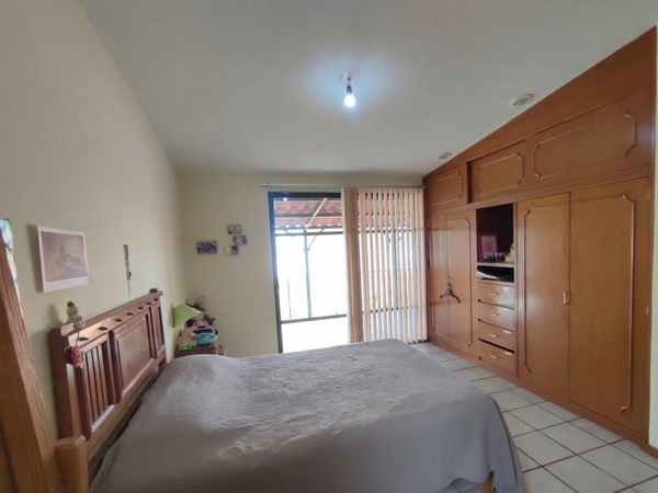 Casa en venta zona exclusiva en calzada Porfirio Diaz