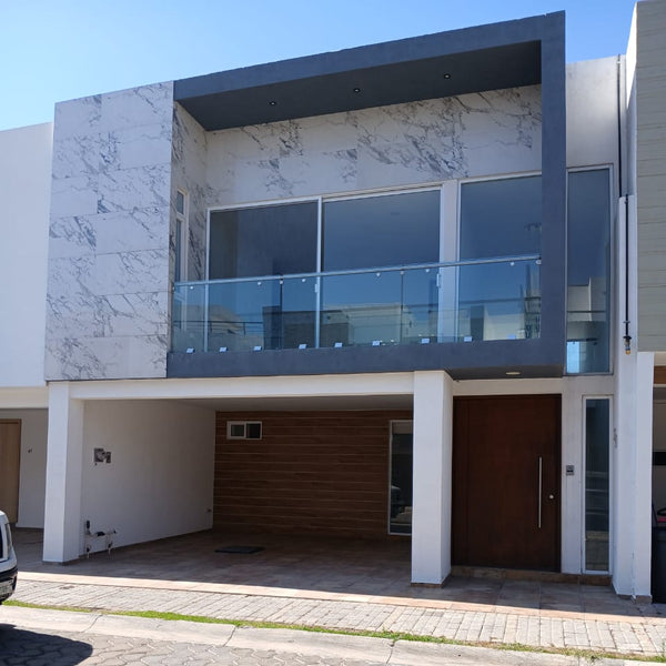 Casa lomas de Angelópolis III