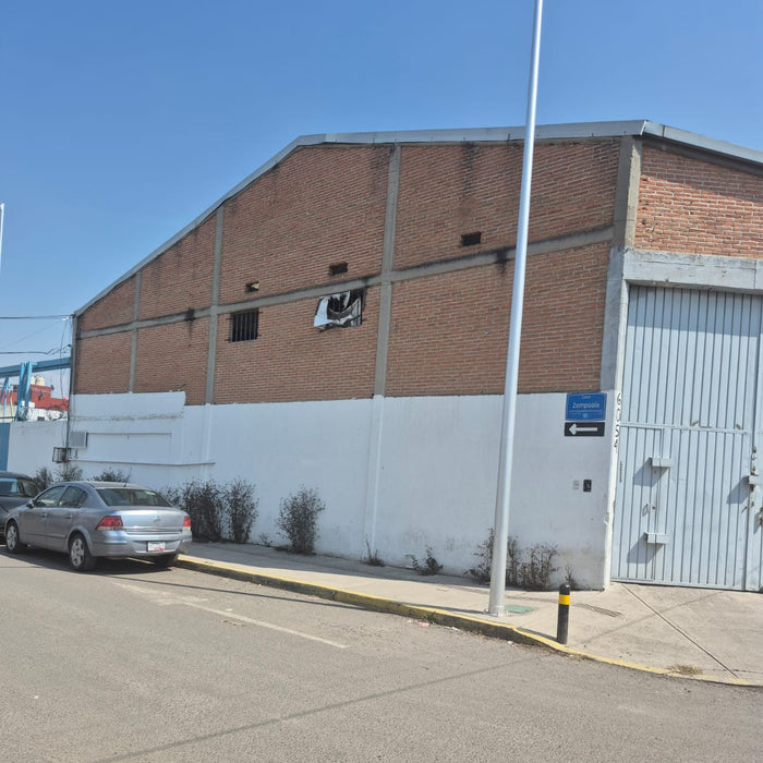 Renta de Bodega Laguna de San Baltazar