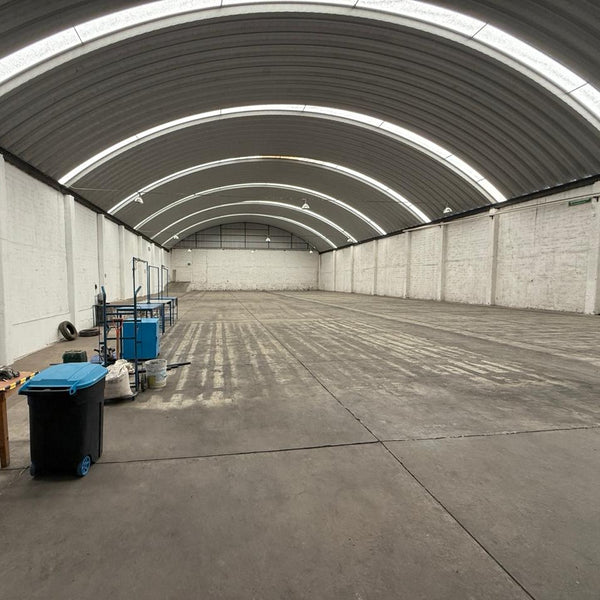 Amplia bodega en renta con ubicación estratégica