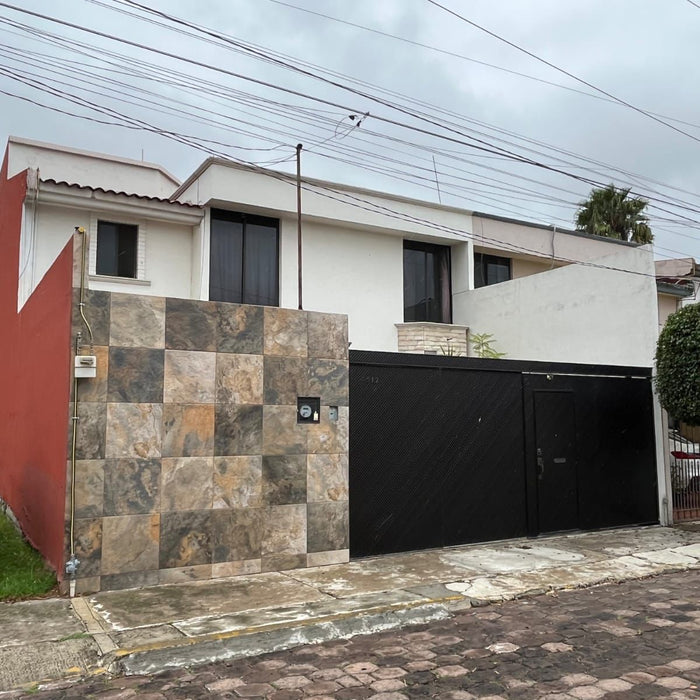 Casa en Venta Residencial Arcos del Sur