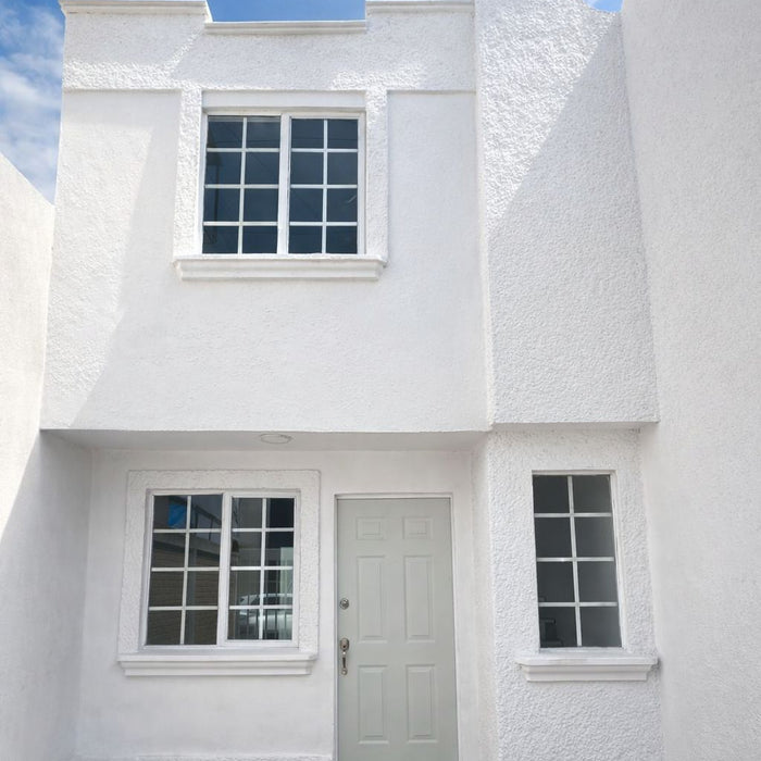 Casa en remate en fuentes de camino real