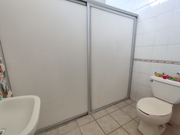 Casa en venta zona exclusiva en calzada Porfirio Diaz